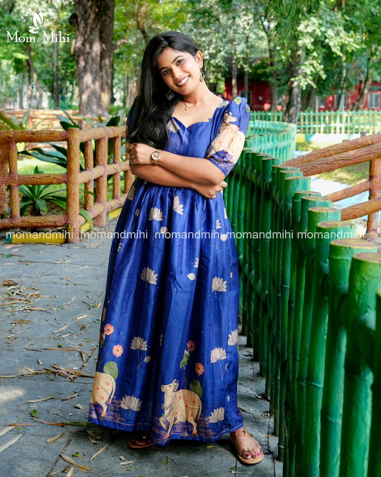 Amaravathi Feeding Dress[With Zips]
